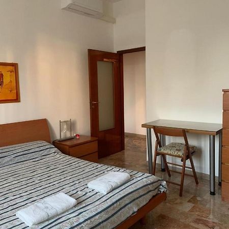 Comfortable Room Suitable 1-2 Pax 博洛尼亚 外观 照片