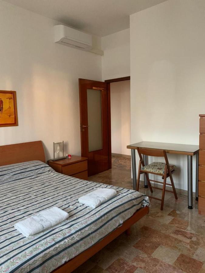 Comfortable Room Suitable 1-2 Pax 博洛尼亚 外观 照片